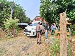 ได้รับแจ้งขอความช่วยเหลือจาก ญาติผู้ป่วยและเจ้าหน้าที่โรงพยาบาลสุรินทร์  ให้การสนับสนุนรถนำผู้ป่วยจากบ้านพัก เพื่อไปรักษา ต่อที่ โรงพยาบาลสุรินทร์ ด้วยความปลอดภัย