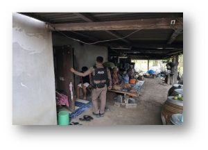 ออกตรวจสอบเหตุเมาสุระอาละวาด ตรวจสอบแล้วเป็นเหตุมีปากเสียงกันในครอบครัว จึงได้เจรจาไกล่เกลี่ยเป็นที่เรียบร้อย